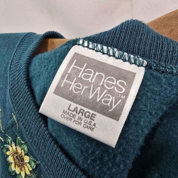 Vintage Sweatshirt Womens Large Green Cow Pig Chickens Farm Upcycled - Picture 3 of 12